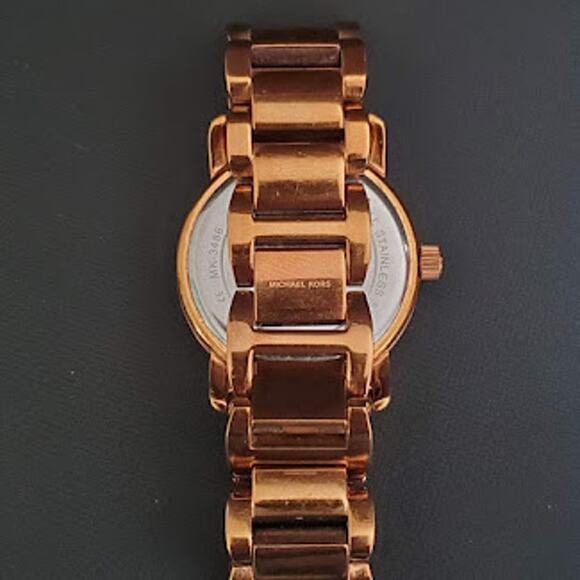 Michael Kors MK3486 Women's Watch Rose Gold Stainless Steel Analog 33mm Quartz - Picture 4 of 8